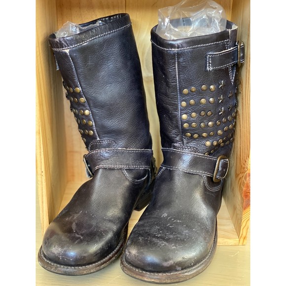 BedStü Cobbler Series Navy Leather Whacky Stud Engineer Boot Size 7 Distressed